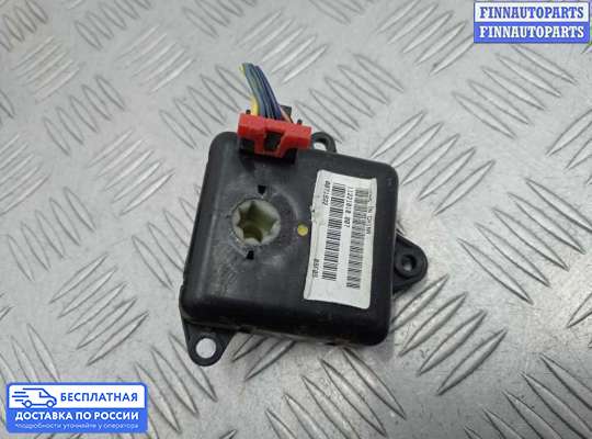 Моторчик заслонки печки на Hummer H3