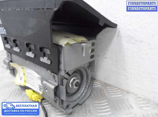 Подушка безопасности пассажира (AirBag) на Hummer H3