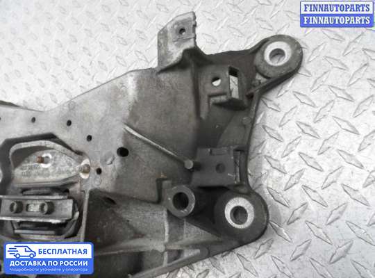 Подушка КПП на Audi Q5 (8R)