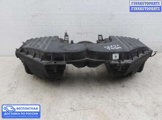 Корпус воздушного фильтра на BMW X5 (E70)