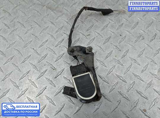 Датчик дорожного просвета на Mercedes-Benz S (W222)