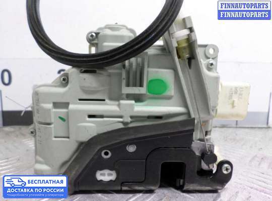 Замок боковой двери на Audi Q7 (4L)