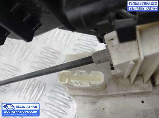 Замок боковой двери на Mercedes-Benz ML (W164)