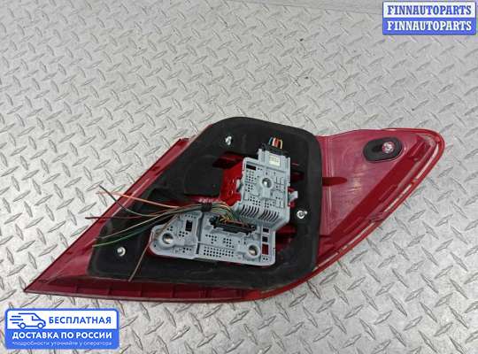 Фонарь задний на Mercedes-Benz C (W204)