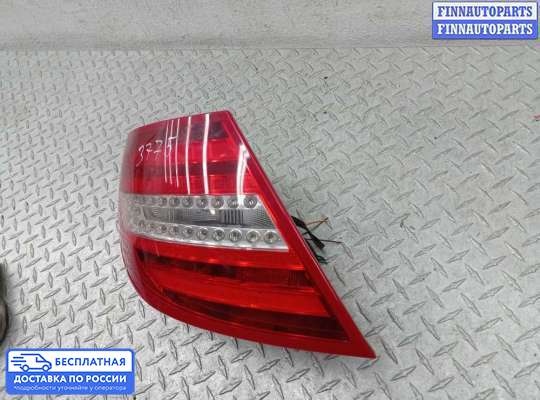 Фонарь задний на Mercedes-Benz C (W204)