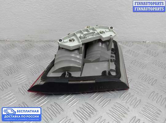 Фонарь крышки багажника на Mercedes-Benz E (W211)