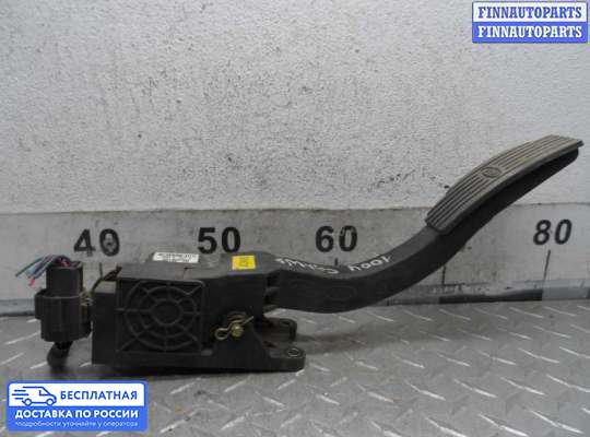 Педальный узел (педаль) на Kia Carens I (RS)