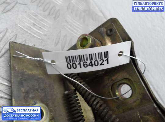 Замок боковой двери на Mercedes-Benz Sprinter (903)