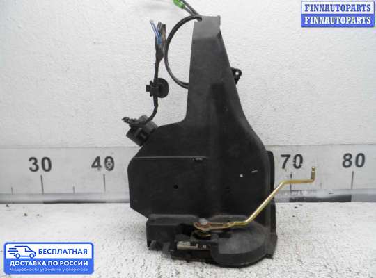 Замок боковой двери на Toyota RAV4 II (XA20)