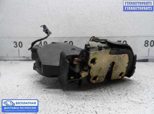 Замок боковой двери на Toyota RAV4 II (XA20)