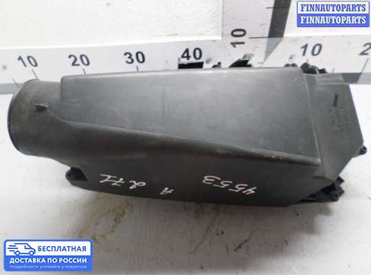 Корпус воздушного фильтра на Mercedes-Benz C (W204)