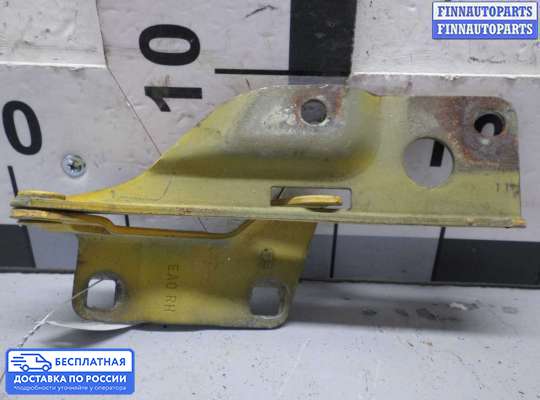 Петля капота на Nissan X-Terra (N50)