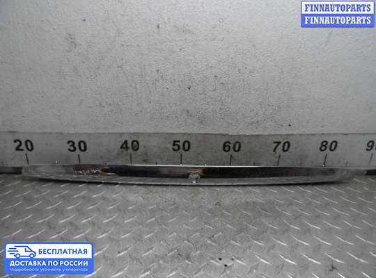 Планка подсветки номера на Toyota Camry XV30