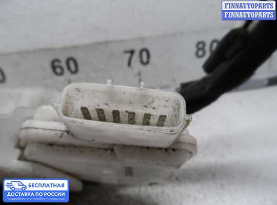 Замок боковой двери на Nissan Pathfinder III (R51)