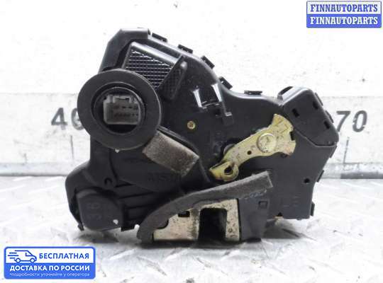 Замок боковой двери на Toyota Camry XV40