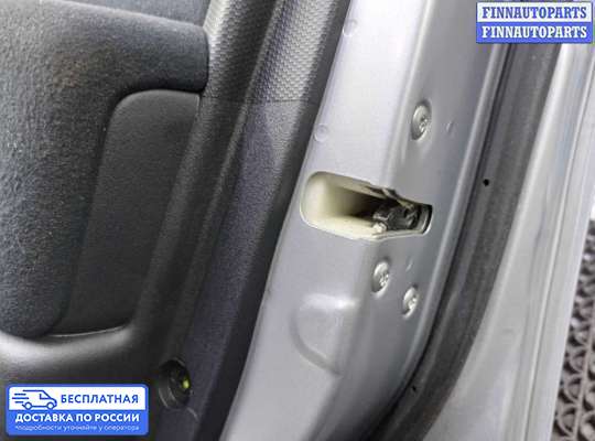 Петля двери на Peugeot 4007