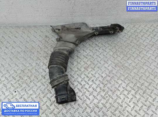 Воздухозаборник на Infiniti Q50 (V37)