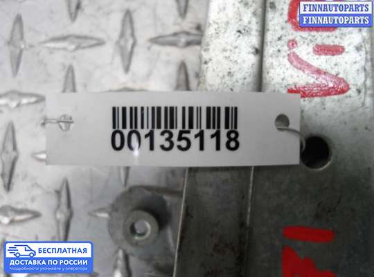 Стеклоподъемник электрический на Toyota Matrix I (E13)