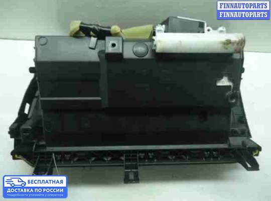 Бардачок (вещевой ящик) на Infiniti EX / QX50 (J50)