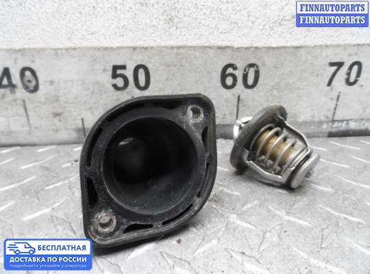 Корпус термостата на Toyota Camry XV40
