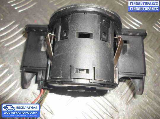 Переключатель света на Mercedes-Benz C (W204)