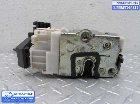 Замок боковой двери на Mercedes-Benz ML (W164)