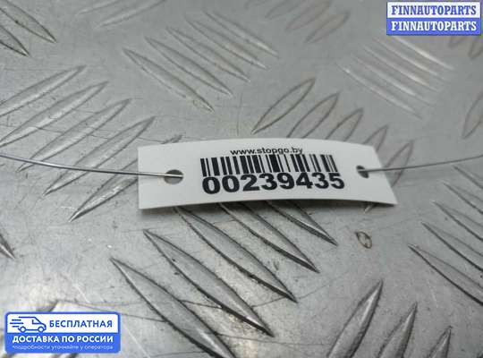Петля капота на Volkswagen Touareg I (7L)
