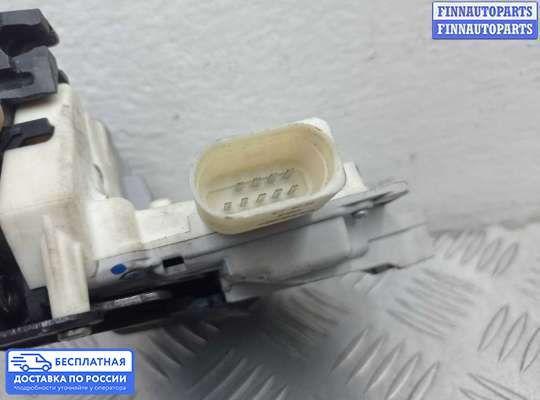 Замок боковой двери на Audi Q7 (4L)