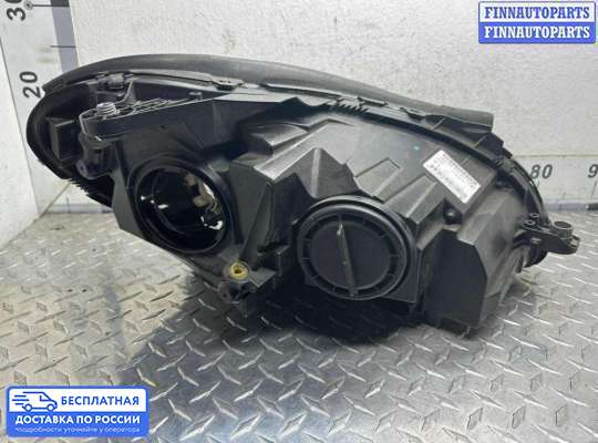 Фара передняя на Mercedes-Benz C (W204)