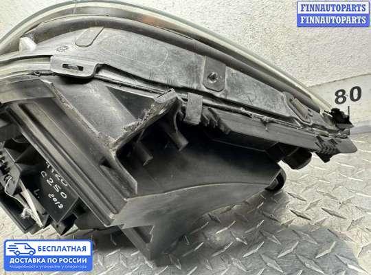 Фара передняя на Mercedes-Benz C (W204)