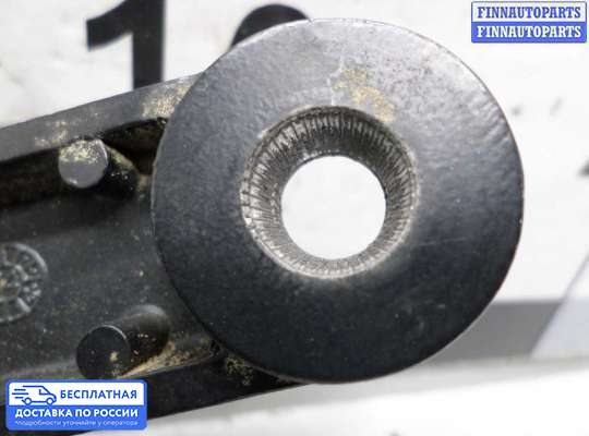 Поводок дворника на Dodge RAM IV (DS/DJ)