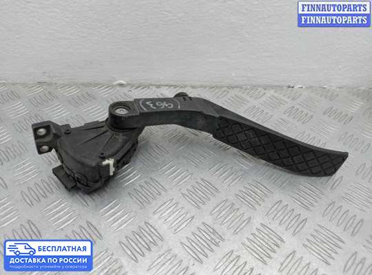 Педальный узел (педаль) на Volkswagen Touareg I (7L)