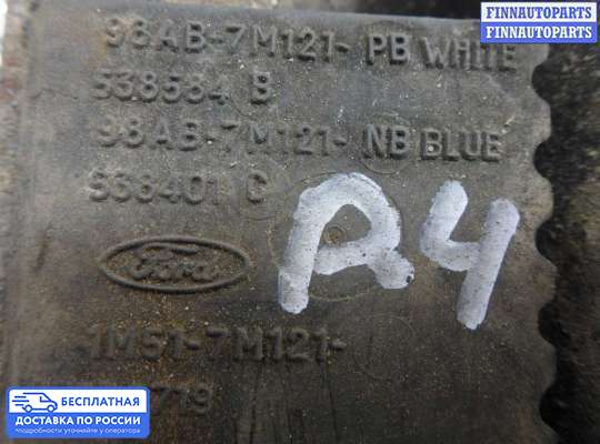 Кронштейн КПП на Ford Focus I