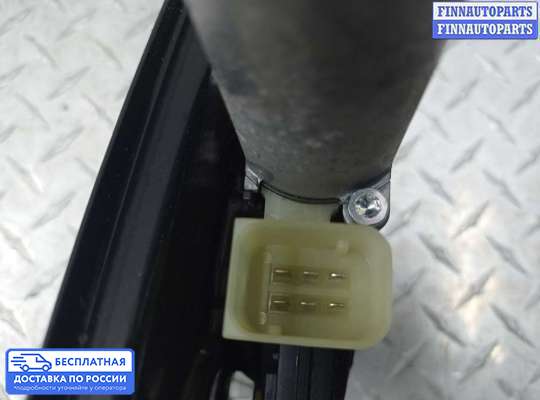 Стеклоподъемник электрический на Mercedes-Benz C (W203)