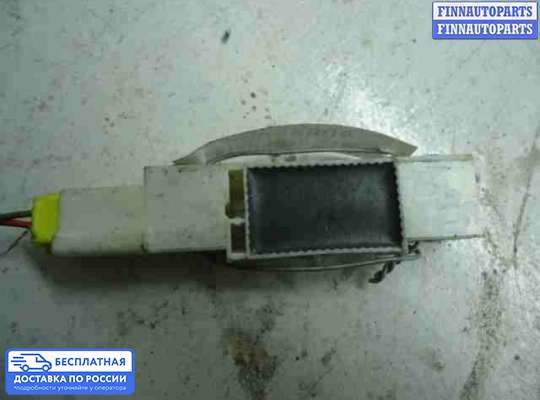 Датчик удара (Airbag) на Volvo XC90