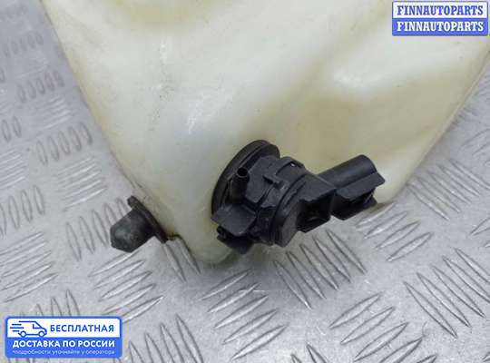 Бачок омывателя на Hummer H3
