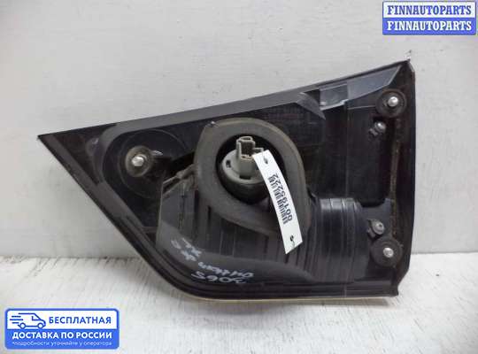 Фонарь крышки багажника на Mitsubishi Outlander II / XL (CW)