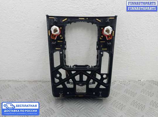 Консоль салона на Audi Q7 (4L)