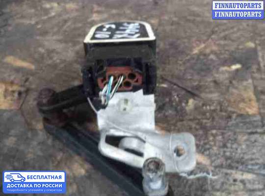 Датчик дорожного просвета на BMW 5 (F10/F11)