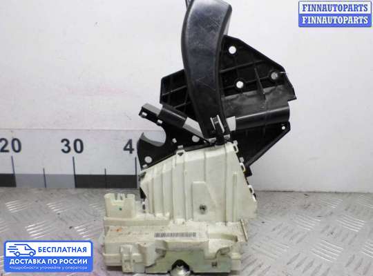 Замок боковой двери на Mercedes-Benz R (W251)