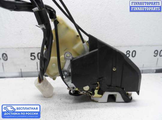 Замок боковой двери на Toyota Harrier II (U30W)