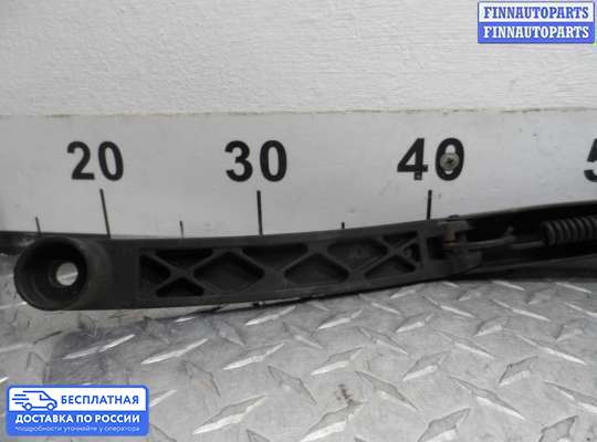 Поводок дворника на Hyundai Santa Fe II (CM)