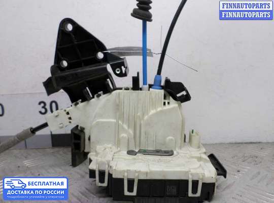 Замок боковой двери на Mercedes-Benz C (W204)