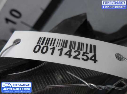 Фара передняя на Lexus RX I (XU10)