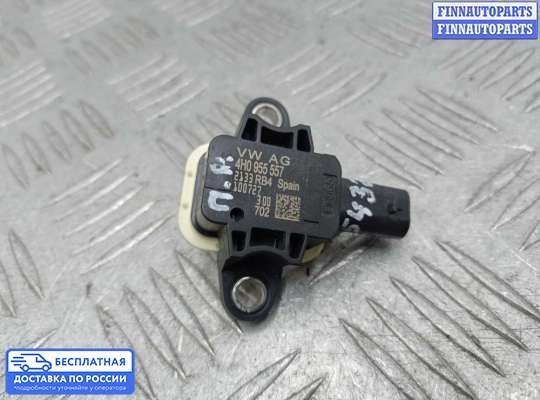 Датчик удара (Airbag) на Audi A8 (D4, 4H)