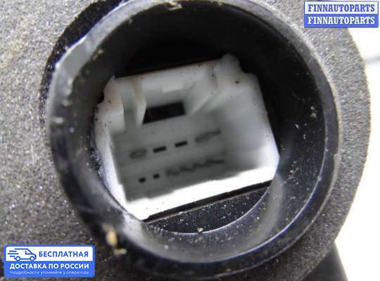 Замок боковой двери на Toyota Camry XV40