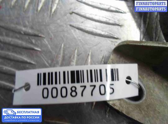 Петля капота на Subaru Tribeca