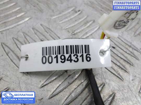 Зеркало боковое на Toyota Venza (GV10)