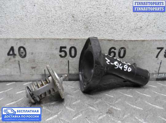 Корпус термостата на Toyota Camry XV40