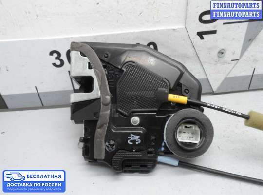 Замок боковой двери на Toyota Camry XV50